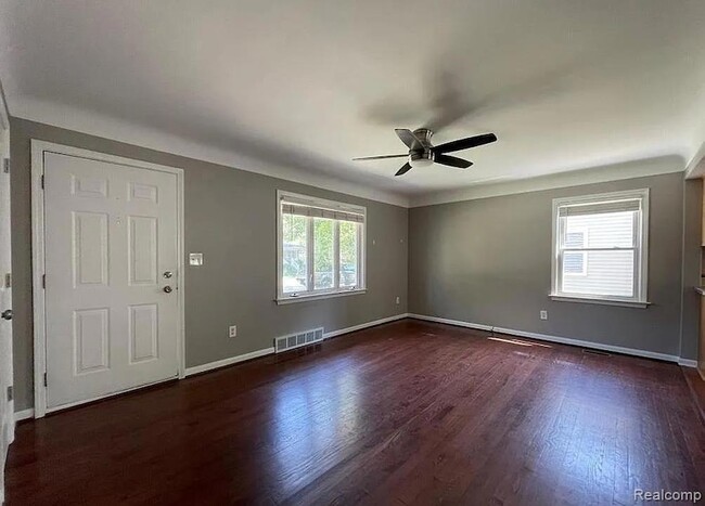 Photo - 902 E Windemere Ave