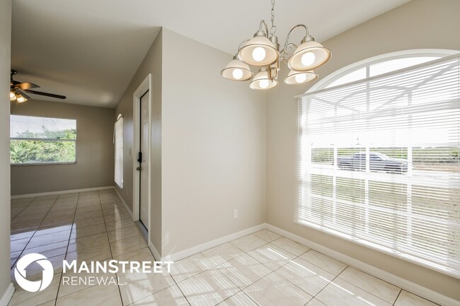 Photo - 2804 72nd St W