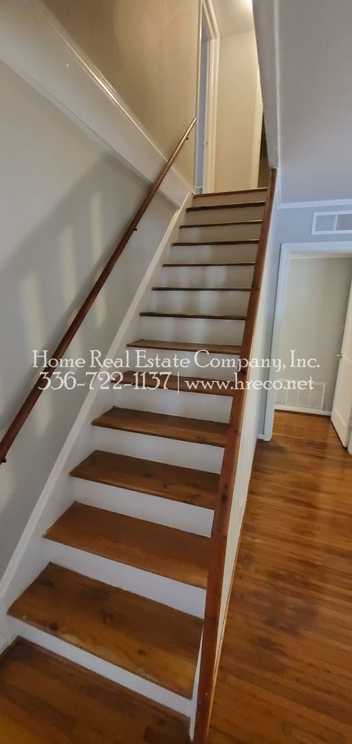 Photo - 508 Lester Ln