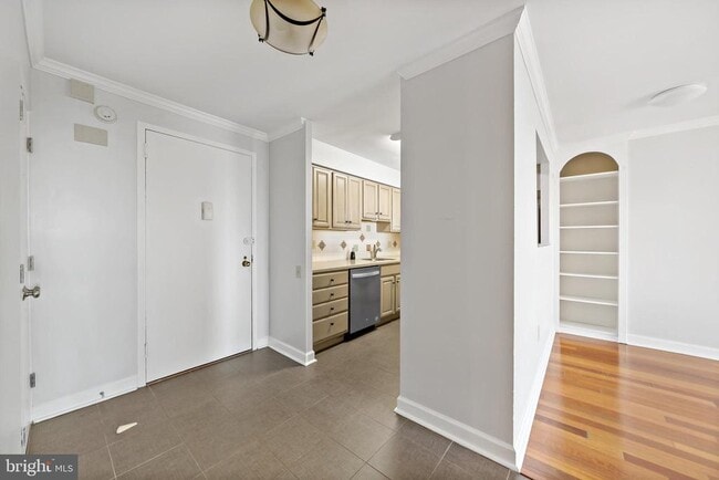 Photo - 1420 Locust St