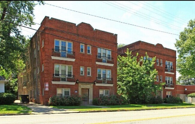 Photo - 2534 Noble Rd Unidad 12