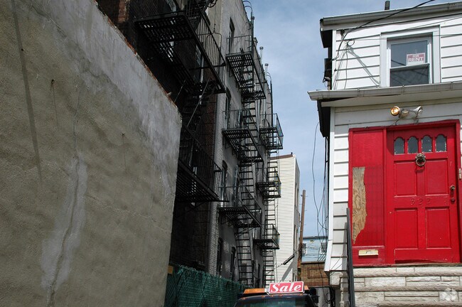 1106 - OM-1106 New York Avenue LLC