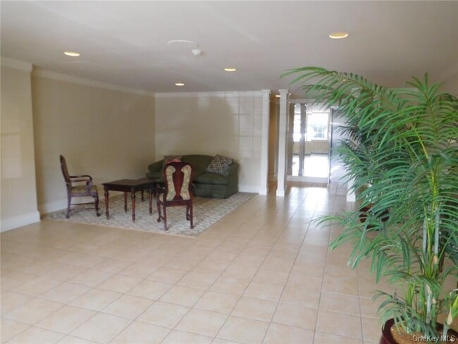 Photo - 2 Consulate Dr Unit 3-E