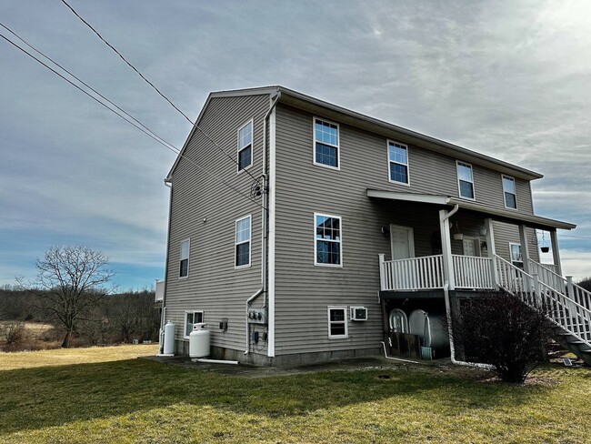 Building Photo - 376 NY-32 Rental