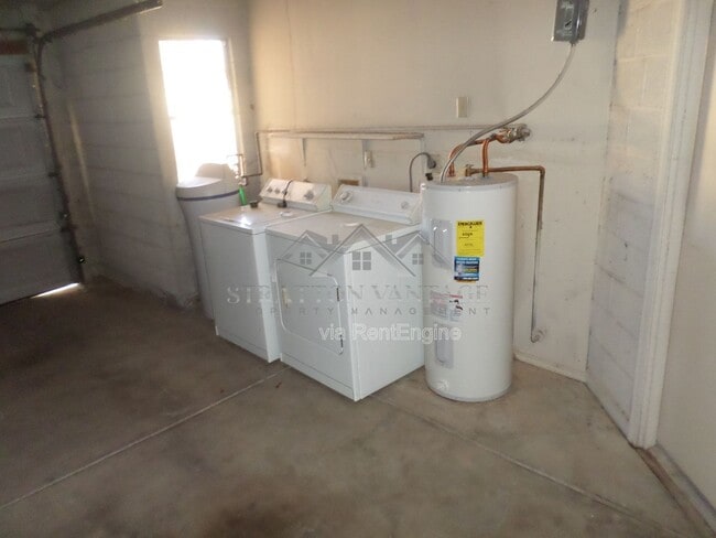 Photo - 4933 W Evans Dr