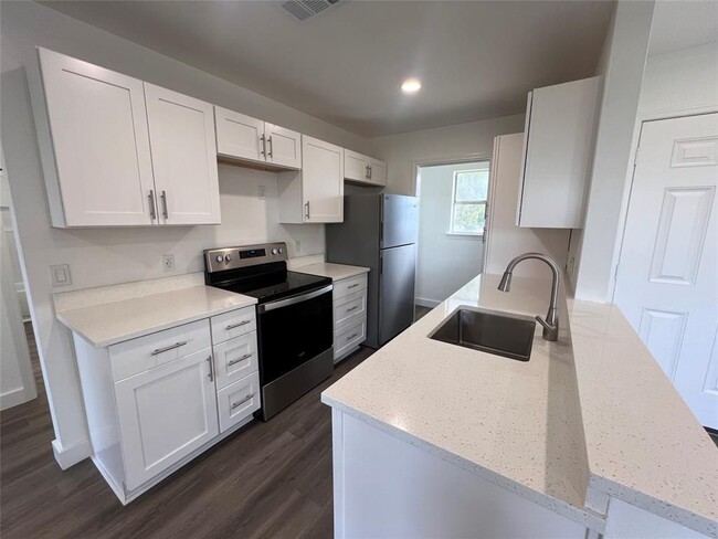 Photo - 450 Shady Bluff Dr Unit 3