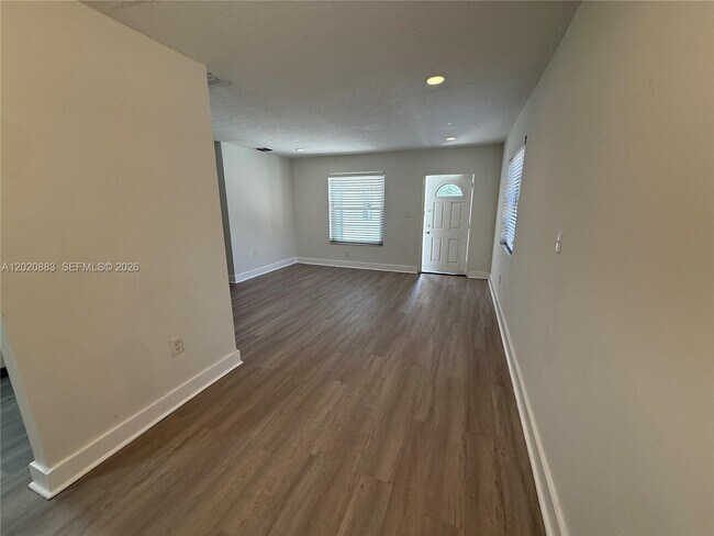 Photo - 1809 NW 33rd St Unit 1809