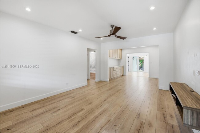 Photo - 7220 SW 53rd Ct
