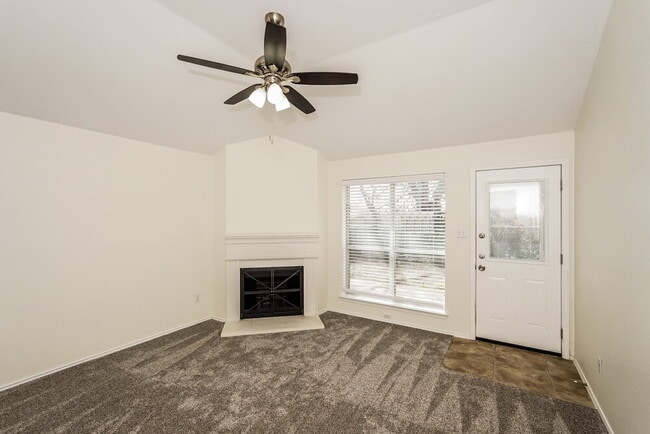 Photo - 1000 Sandalwood Dr