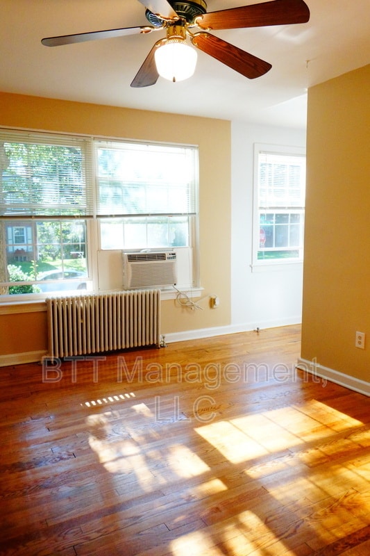 Photo - 8400 Greenwood Ave Unit #2