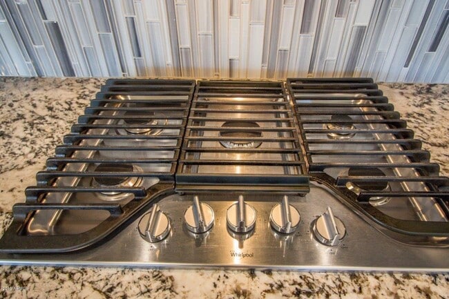 Photo - Gorgeous 4 Bed + den Single Level Home in gated community in North Peoria with RV Gate / BBQ!!