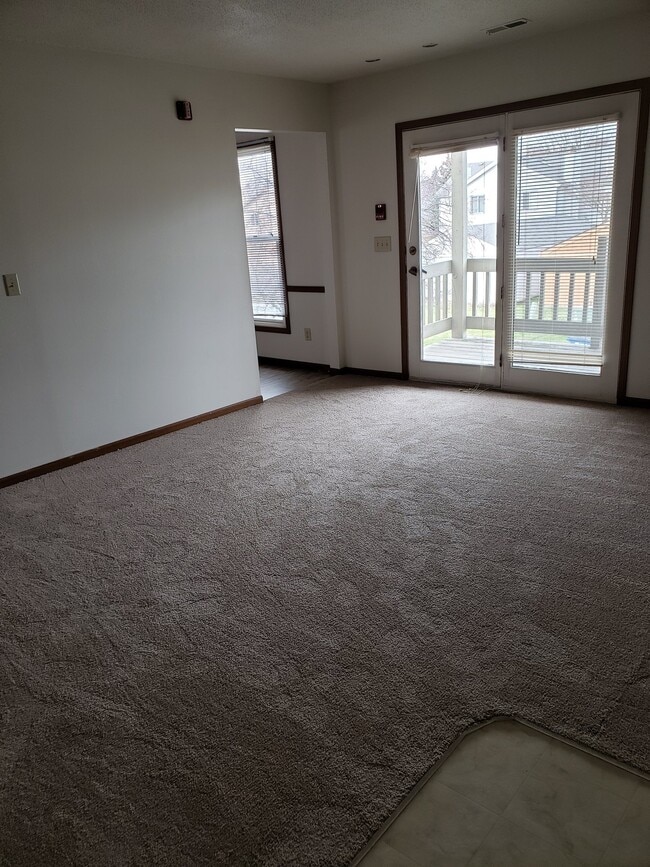 Photo - 5742 Ryewyck Dr Unit 3
