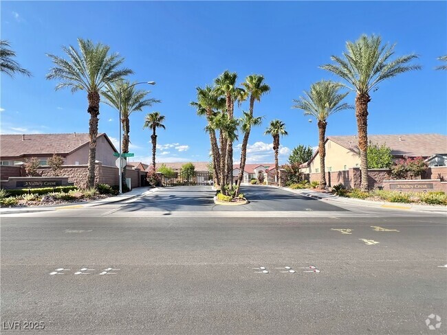 Building Photo - 7217 Fern Meadow St Rental