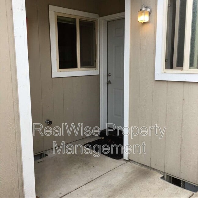 Photo - 2436 SW 23rd St