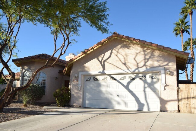 Photo - SE - SINGLE STORY 3 BEDROOM, FULLY UPGRADE...