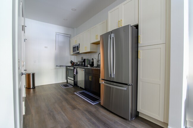 Photo - 205 State St Unit 1