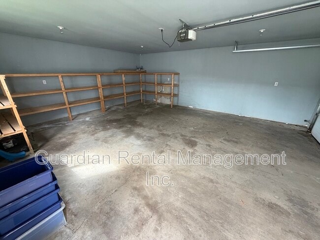 Photo - 2196 Falconcrest Dr