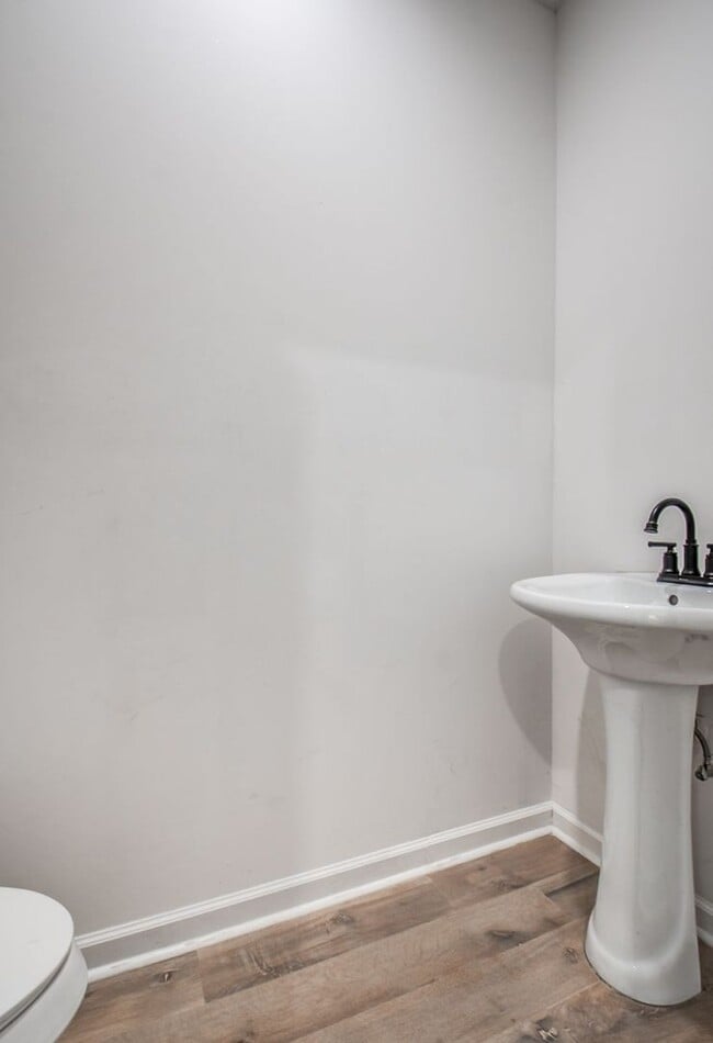 Photo - Elegant Midtown Memphis Single-Family Home for Lease