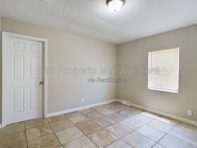 Photo - 8720 E Winner Rd Unit 1/2