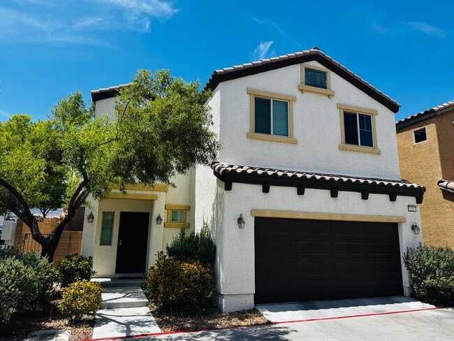 Photo - 3 Bed, 1 Loft and 2.5 Bathrooms Home for Rent