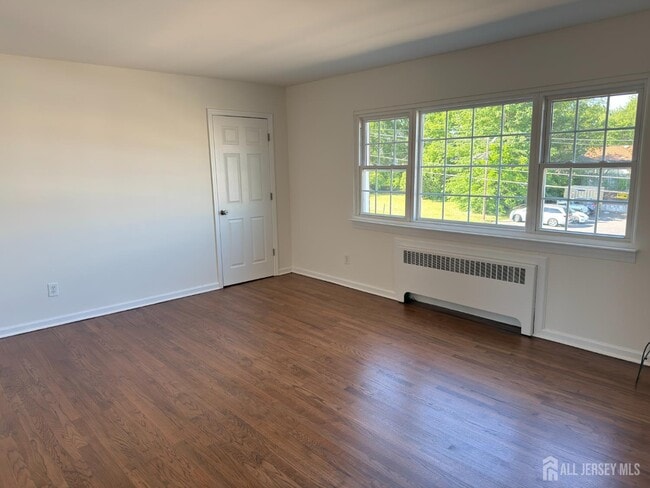 Photo - 260 Loring Ave Unit 3B