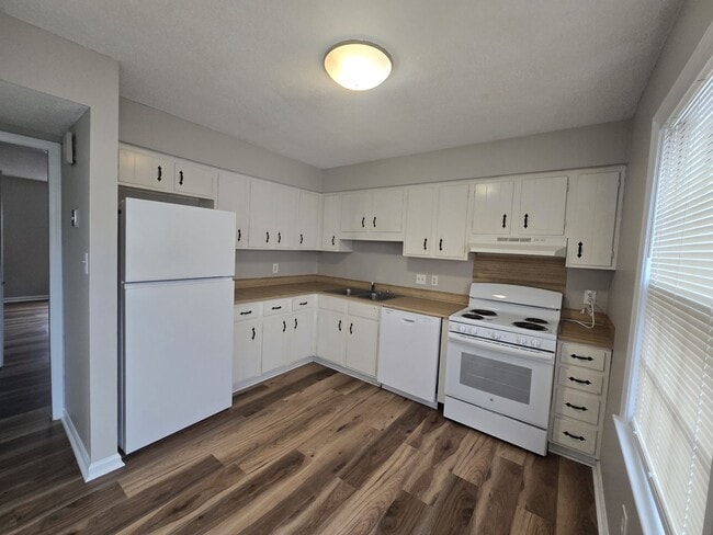 Photo - 2 Bedroom Townhome available for rent in Charlotte NC