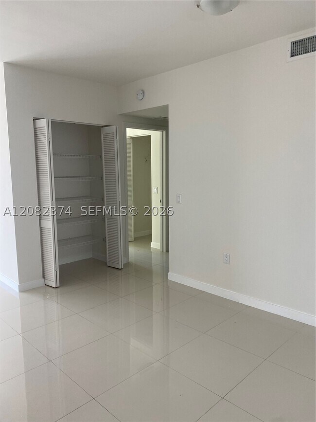 Photo - 7875 NW 107th Ave Unit 613