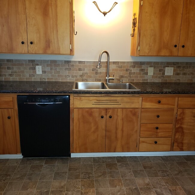 Photo - 3717 E 30th Ave