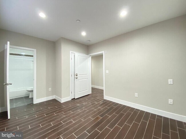 Photo - 1849 N 18th St