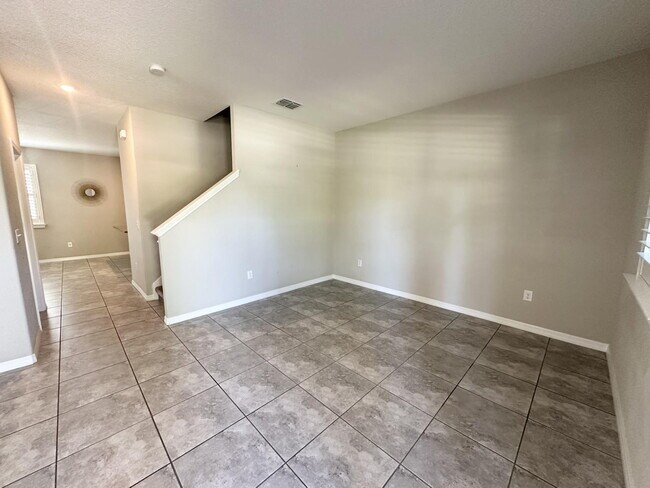 Photo - Charming 3-Bed Oasis with 2.5 Baths in Beautiful Bexley!