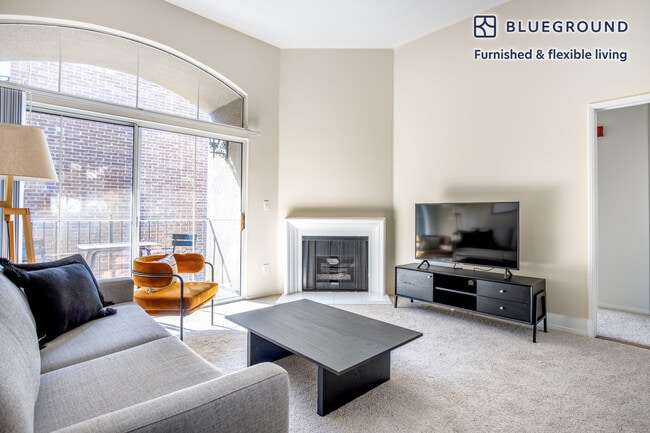 Photo - 2245 S Beverly Glen Blvd Unit FL3-ID334