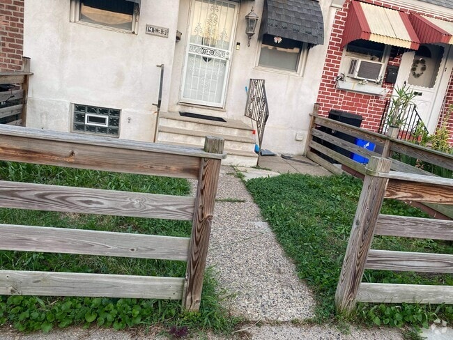 Building Photo - 4133 Lawndale St Rental