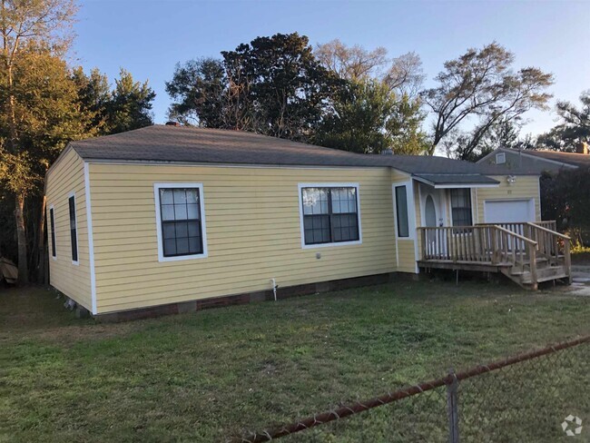 Building Photo - 122 Brandon Ave Rental