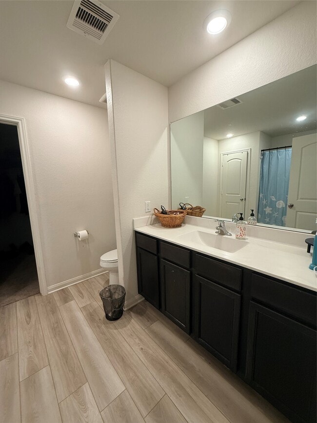 Photo - 8103 Vacek Meadows Loop