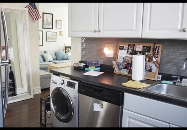 Photo - 3823 N Greenview Ave Unit 3W