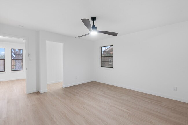 Photo - 6213 N 17th St