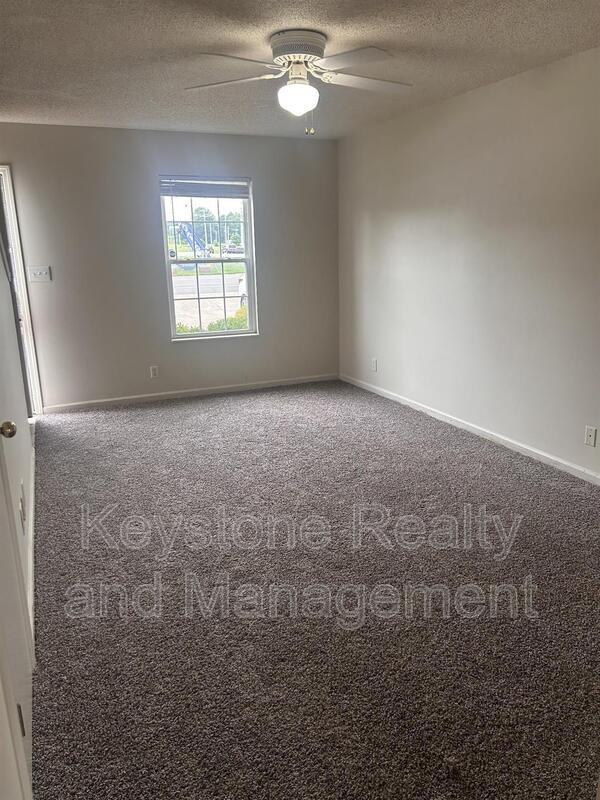 Photo - 3300 Royster Ln