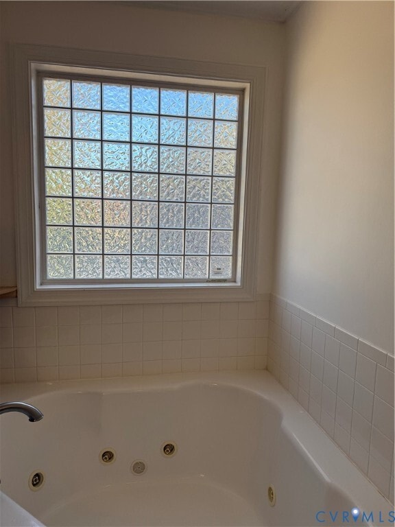 Photo - 8 English Oak Cir