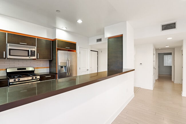 Photo - Amherst Rochester by Wiseman