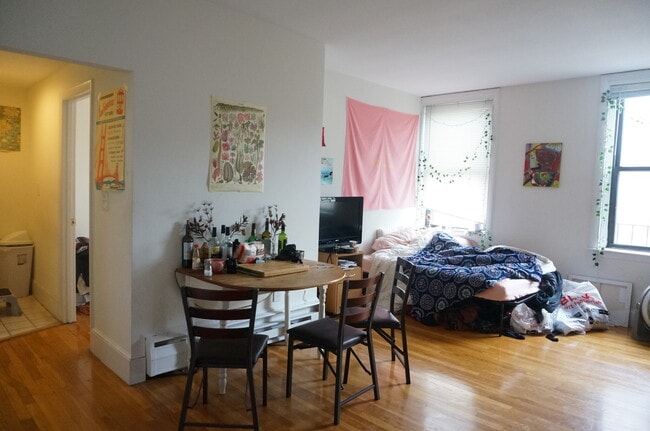 Photo - 529 Beacon St