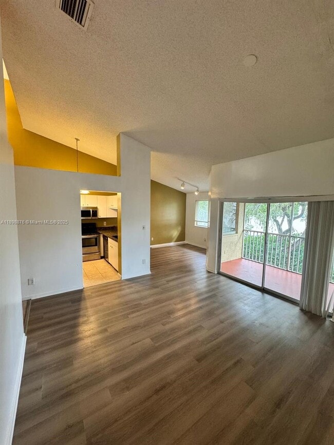 Photo - 911 Coral Club Dr Unit 911