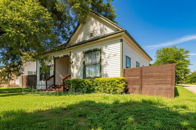 Photo - 242 Furnish Ave