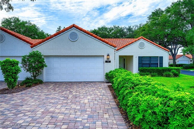 Photo - 719 Reef Point Cir