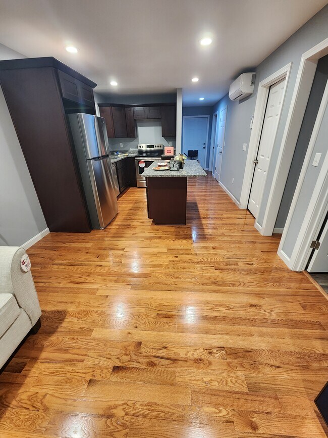 Kitchen - 15 Sackett St House