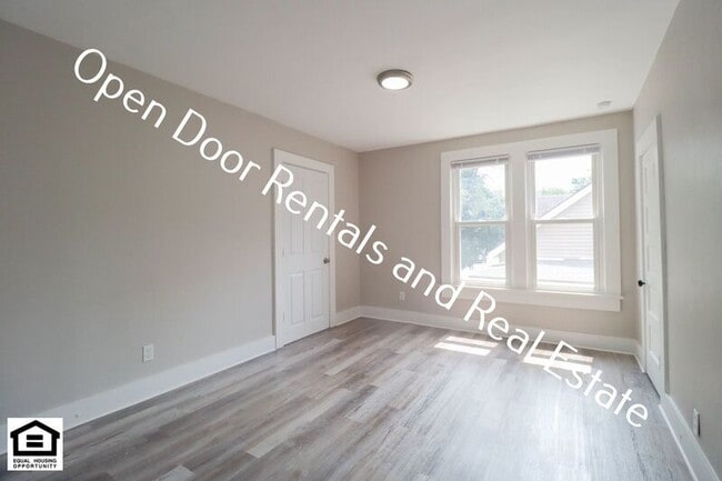 Photo - 1918 Riedmiller Ave