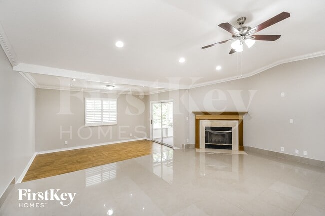 Photo - 12665 Ashglen Dr N