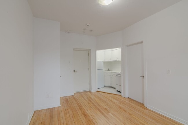 Photo - 3495 Av. Van Horne Unité 201