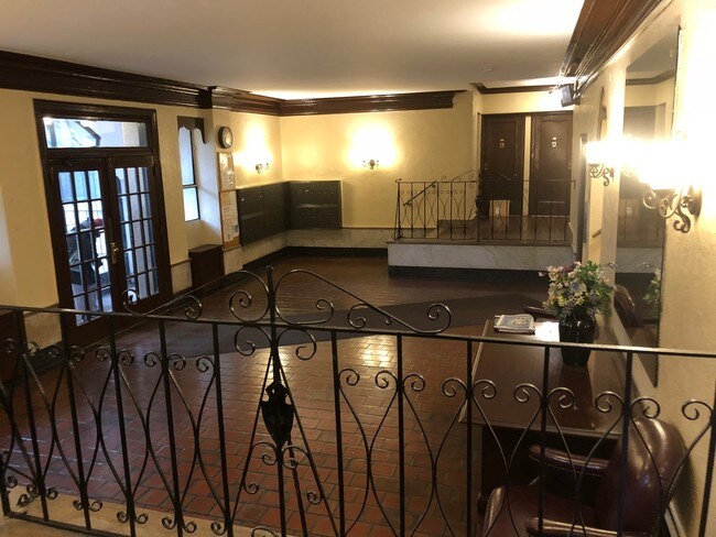 Photo - 34-50 28th St