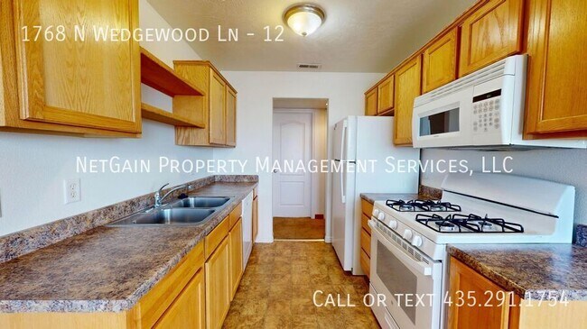 Photo - 1768 N Wedgewood Ln Unit 12