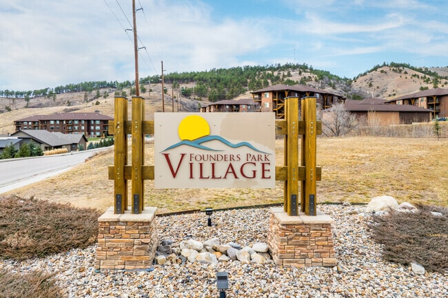 Founders Park Village Apts